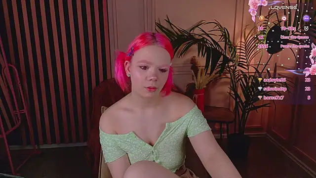 Waifu_Ketrin webcam