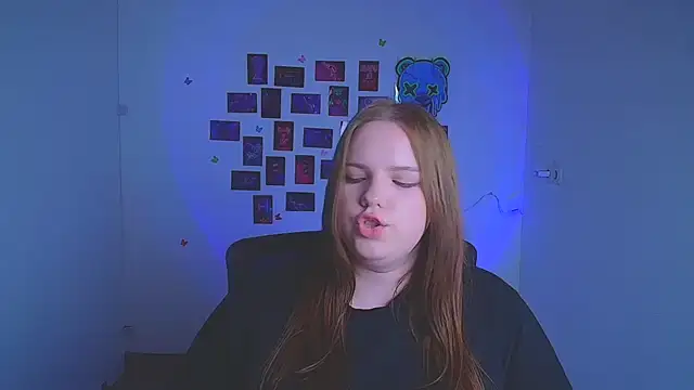 Kitty_Mia_Kitty webcam