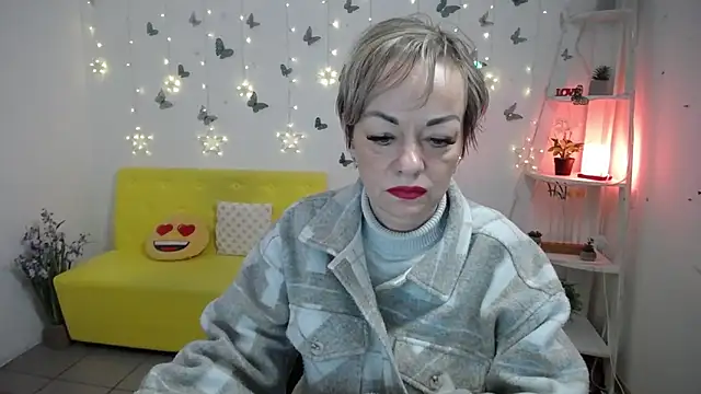 NikaMayu webcam