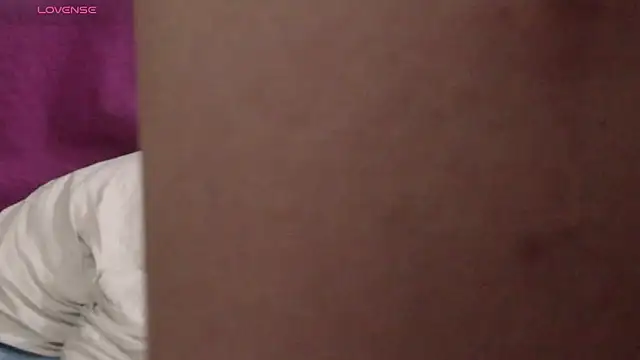 chino_roz webcam