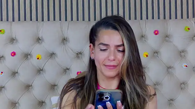 PlayfulShow webcam