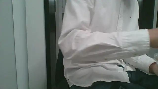 nole_china7 (Ask my age) - talk / fun / cum