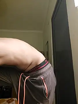 nikhil6979 (M young) - Remove mask on live