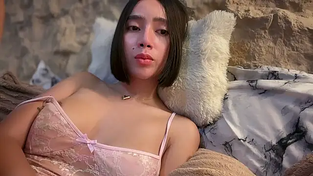 GenesisCastillano webcam