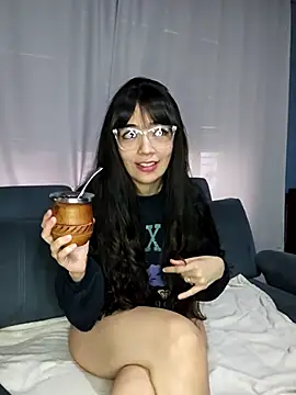 leoynicky98 (G young) - Show boobs + oil 🍒 💦