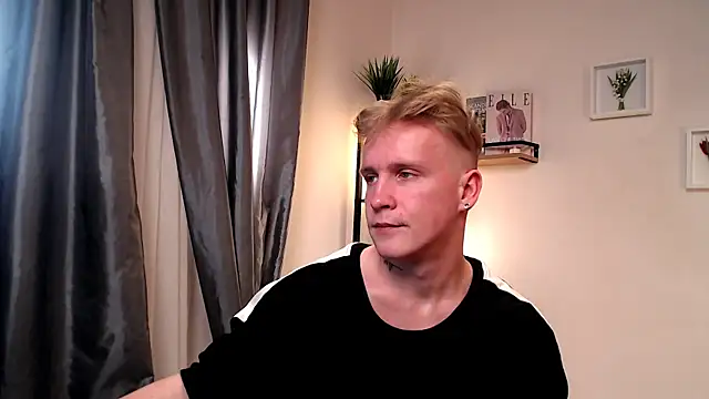 AlexxSweet live sex cam