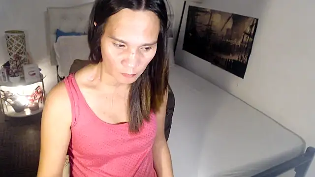 NinaDOM4CUM webcam