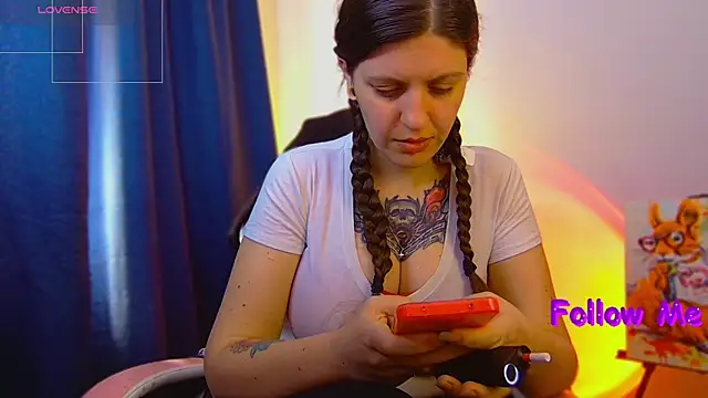 Ann_mikela webcam