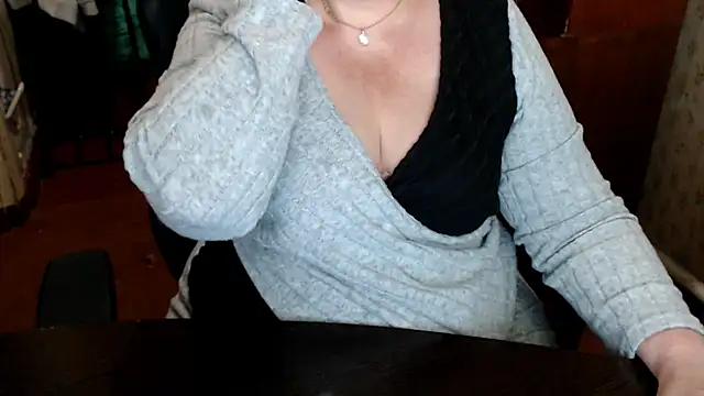 AlisaHot55 webcam