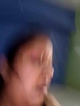 Ohh_Meena webcam