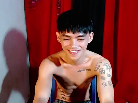 urhunky_boy webcam