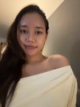 SweetThaiGirlfriend's live cam