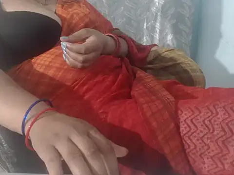 cute-priy webcam