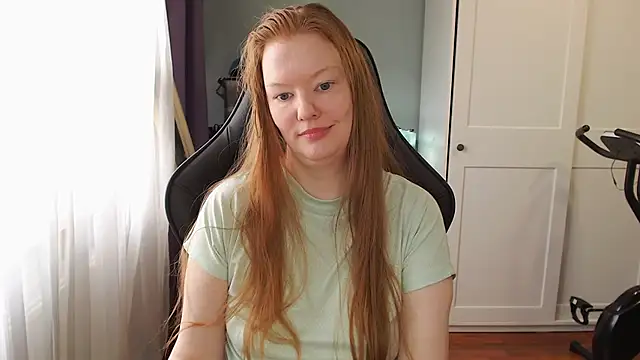 Lady_Inari webcam