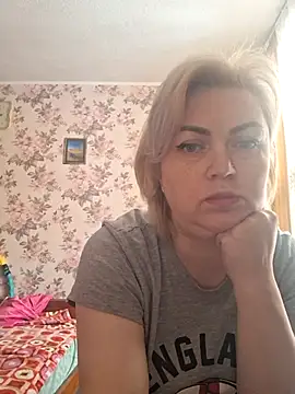 SylvieGold453 webcam
