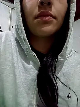 paula2422 webcam