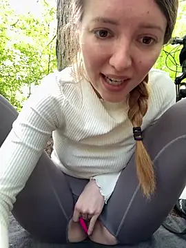FayeFlame live show