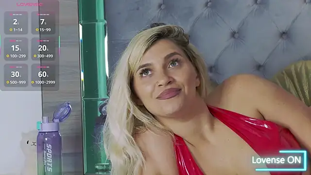 lorehottie (F young) - Let s get crazy