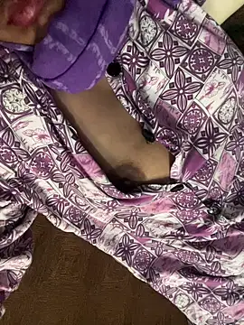 cute_marina (Ask my age) - Nipple lick