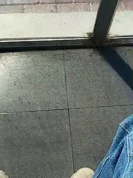 oneeyedwonder96 (Ask my age) - CUM IN BUSSTOP