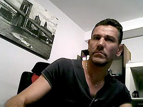 mastercharisma35 (Ask my age) - like tips pls....