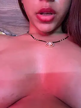 X_aurora67's live cam