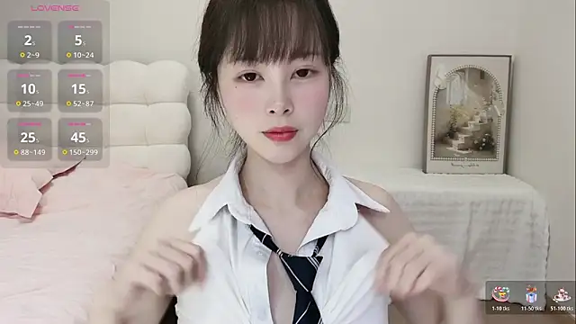 美女Anna-2005在线直播