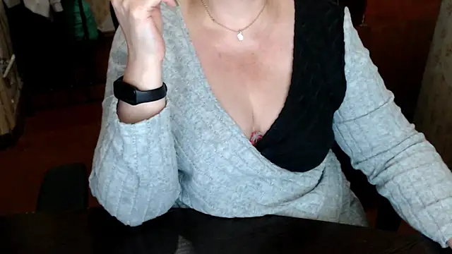 AlisaHot55 webcam