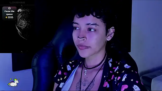 Anny_Kiitty webcam