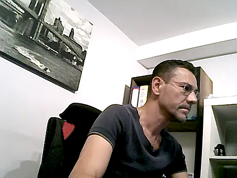 mastercharisma35 webcam