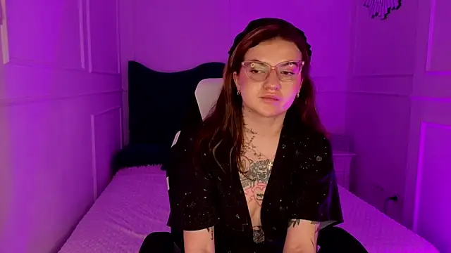 sashaglow_ webcam