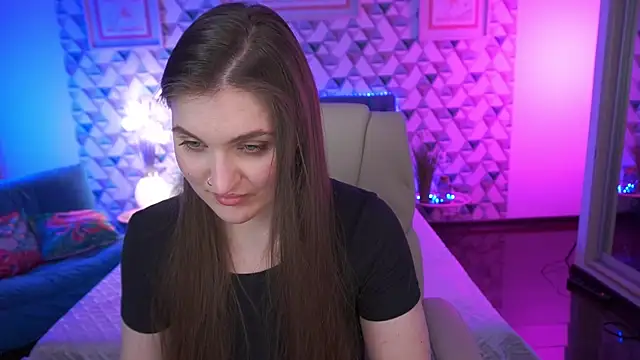 EmmyCharmm webcam
