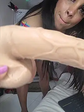 PandoraLuxury webcam