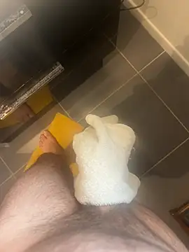yannusgir33 webcam