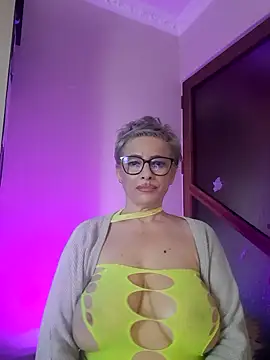 LunaBlaise webcam