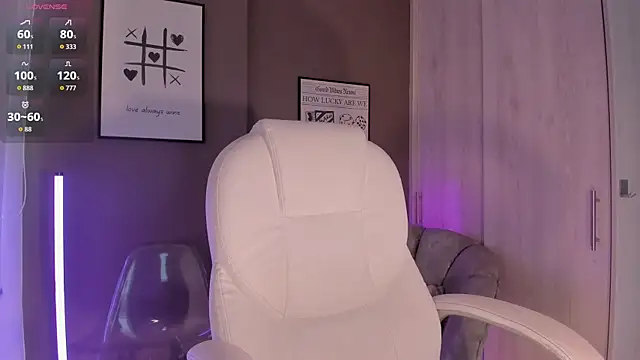 GeorginaMontclair webcam