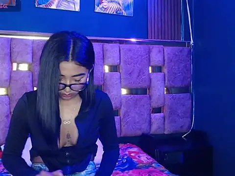 Mia_konor06 webcam
