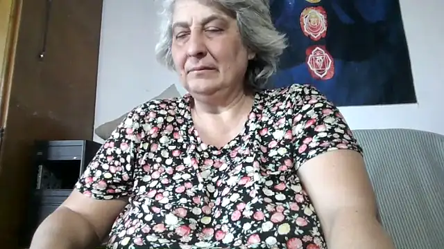 ExquisiteMature webcam