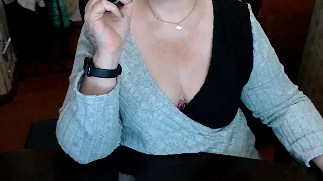 AlisaHot55 webcam