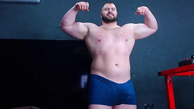 muscularjohnforuX webcam