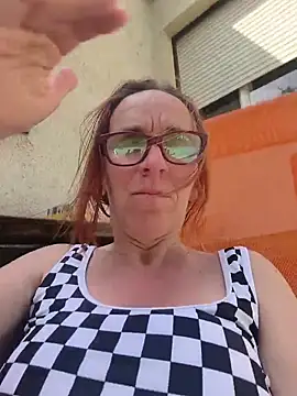 Dettybitch40 webcam