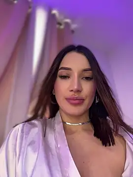 Bella-taylorr webcam