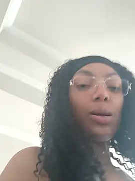butterflybootyy webcam