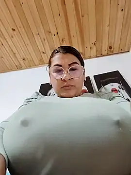 AlexxiaaMat webcam