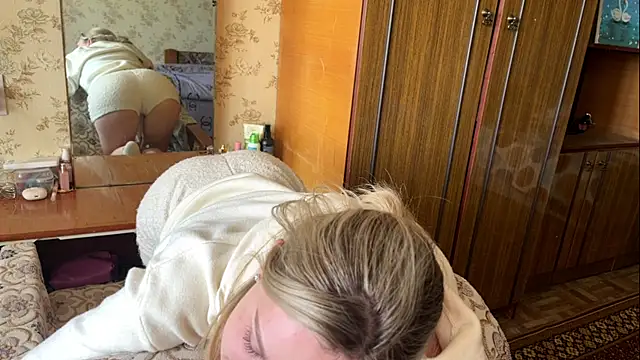 AlisiaStreitmatter webcam