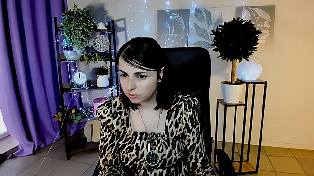 MartaEdams webcam