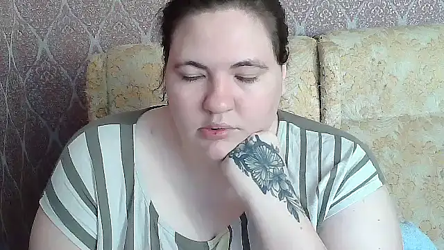 ElviraOreilllyX webcam