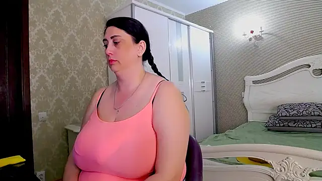 Evelyn_Shy webcam