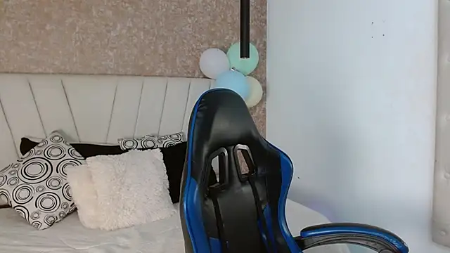 AliceSmity_ webcam