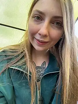 sunny___bunny (F young) - Tit licking + spanking them 5x